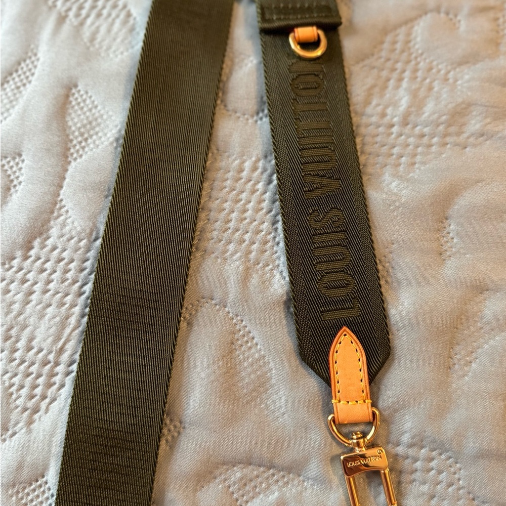 Louis Vuitton Green Strap